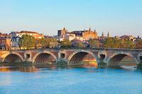 Vieux pont à Toulouse Etudier à Toulouse